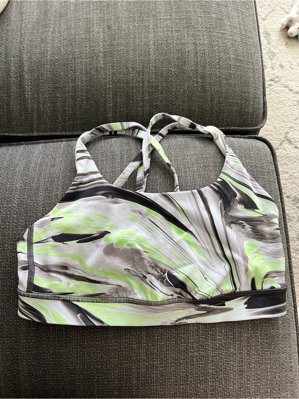 Lululemon Energy Sports Bra - size 6